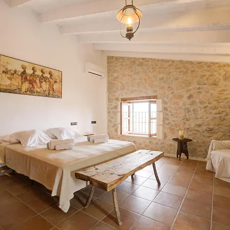 Ses Cases Noves By Rentallorca Сasa de vacaciones María de la Salud